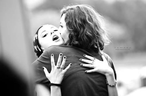 რატომ გრძნობს თამუნა მირიანაშვილი თავს კარგად მიტინგებზე Rating